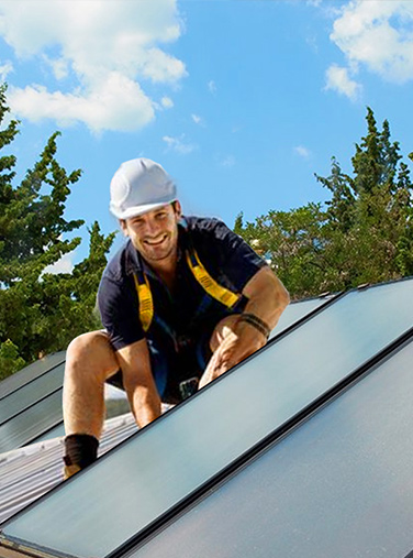 Sunex - Wir installieren Sonnenkollektoren auf die Dächern von Mehrfamilienhäusern oder allgemeinen Bauten in Magdeburg